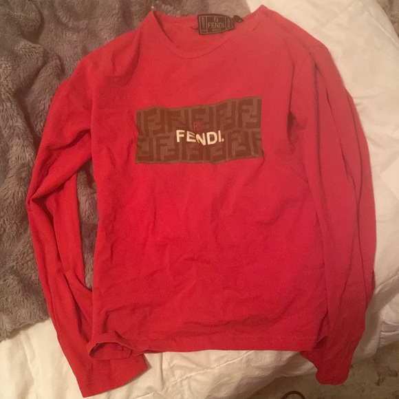 Fendi red crop tee fits like small xs - Picture 1 of 3